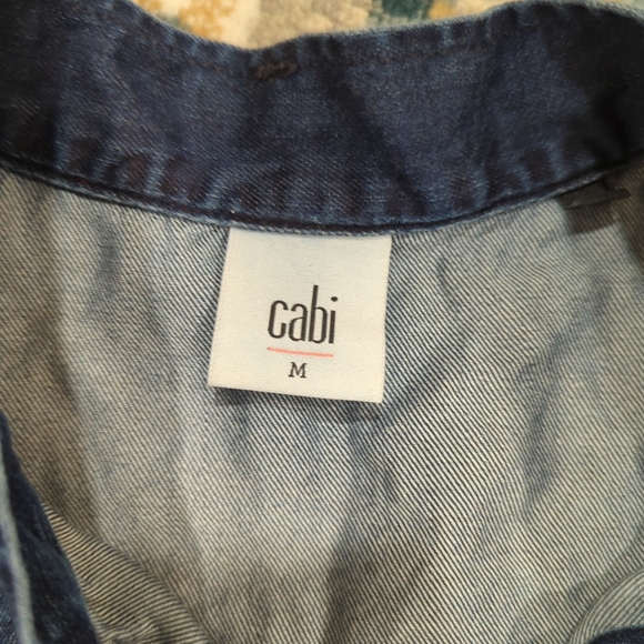 Cabi Blue Denim Button-Up Shirt - Women's Medium Casual Western Lightweight Jean - Picture 2 of 13